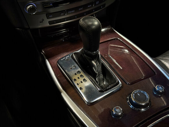 2011 Infiniti M37 IV, белый, 1400000 рублей - вид 16