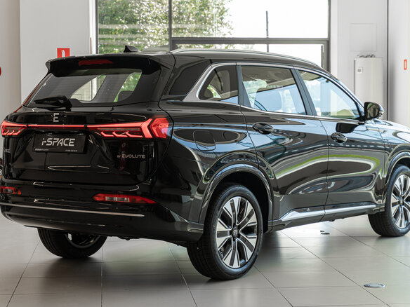 2026 Evolute i-Space I Рестайлинг, чёрный, 3890000 рублей - вид 6