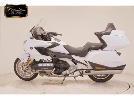 2026 Honda GL 1800 Gold Wing, белый, 3150000 рублей, вид 3