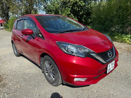 2019 Nissan Note II Рестайлинг, красный, 1190000 рублей, вид 2