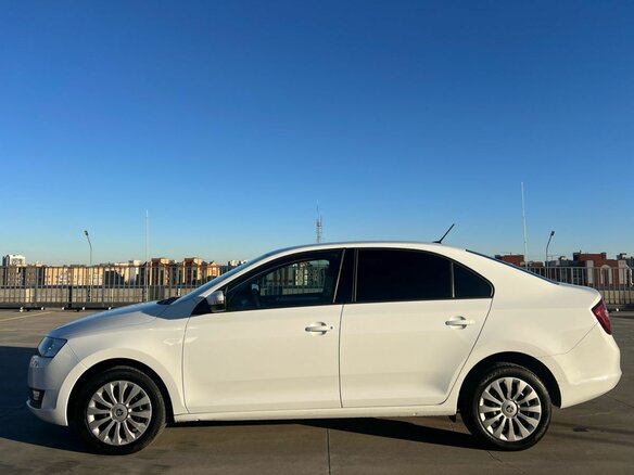 2019 Skoda Rapid I Рестайлинг, белый, 1389000 рублей - вид 2