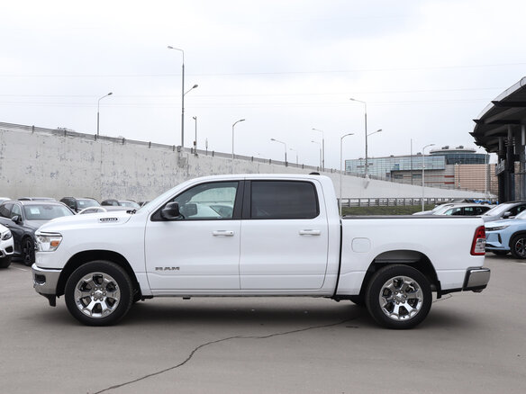 2022 Ram 1500 Crew Cab V, белый, 5801400 рублей - вид 25