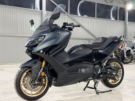 2023 Yamaha TMAX, серый, 1550000 рублей, вид 2
