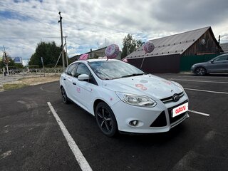 2013 Ford Focus III, белый, 560000 рублей, вид 4