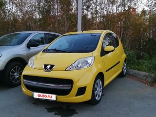 2011 Peugeot 107 I Рестайлинг, жёлтый, 520000 рублей, вид 4