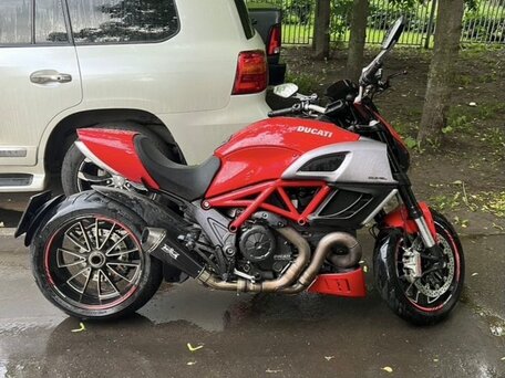 2012 Ducati Diavel, красный, 900000 рублей, вид 1