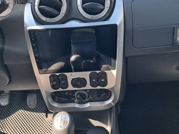 2010 Renault Sandero I, красный - вид 7