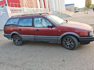 1992 Volkswagen Passat B3, красный, 200000 рублей, вид 2
