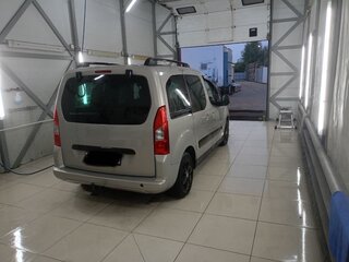 2009 Peugeot Partner II, бежевый, 490000 рублей, вид 5