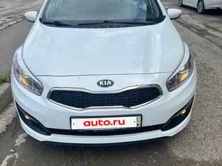 2018 Kia Ceed II Рестайлинг, белый, 1172000 рублей, вид 1