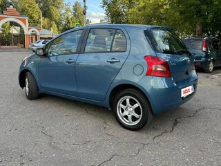 2008 Toyota Yaris Multimode II, серый, 590000 рублей, вид 3