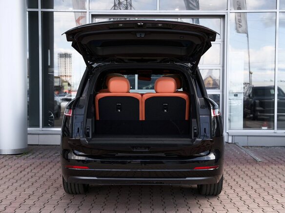 2026 Lynk & Co 900, чёрный - вид 4