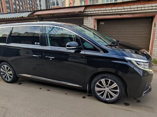 2021 GAC GN8 I, чёрный, 2700000 рублей, вид 3