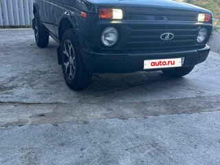2015 Lada (ВАЗ) 2121 (4x4) Urban I Рестайлинг, чёрный, 670000 рублей, вид 3