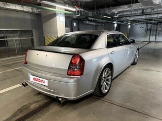 2008 Chrysler 300C SRT8 I, серебристый, 2500000 рублей, вид 4