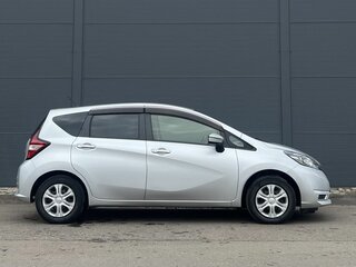 2019 Nissan Note II Рестайлинг, серый, 930000 рублей, вид 4