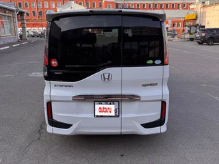 2018 Honda Stepwgn Spada V Рестайлинг, белый, 2100000 рублей, вид 4