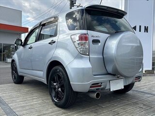 2016 Toyota Rush I, серебристый, 989000 рублей, вид 5