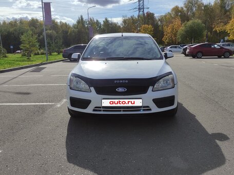 2005 Ford Focus II, белый, вид 3