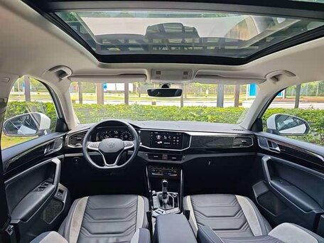 2023 Volkswagen Tayron I Рестайлинг, белый, 2380900 рублей, вид 3