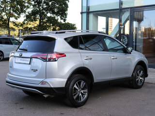 2017 Toyota RAV4 IV (XA40) Рестайлинг, серебристый, 1859000 рублей, вид 4