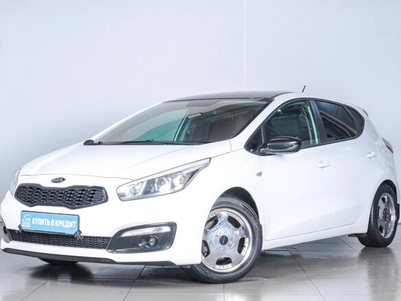 2016 Kia Ceed II Рестайлинг, белый - вид 2