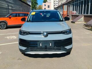 2026 Volkswagen Tharu XR, серый, 1950000 рублей, вид 1