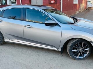 2020 Honda Civic X Рестайлинг, серебристый, 2050000 рублей, вид 5