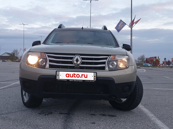 2015 Renault Duster I Рестайлинг, бежевый - вид 1