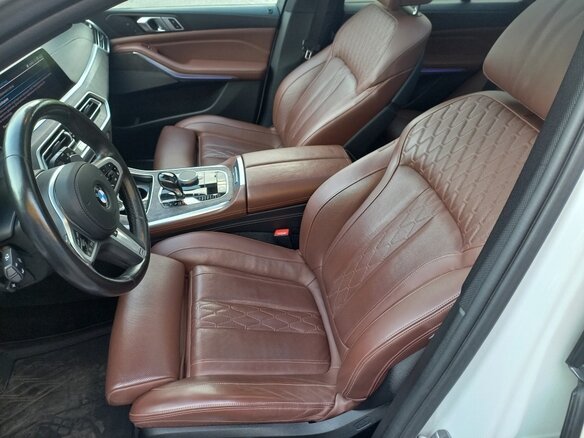 2018 BMW X5 M50d IV (G05/G18), белый, 6100000 рублей - вид 24