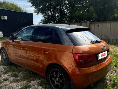 2014 Audi A1 I (8X), оранжевый, 820000 рублей, вид 4