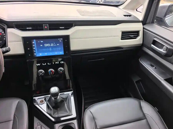 2022 Wuling Journey, серый, 1099000 рублей - вид 18