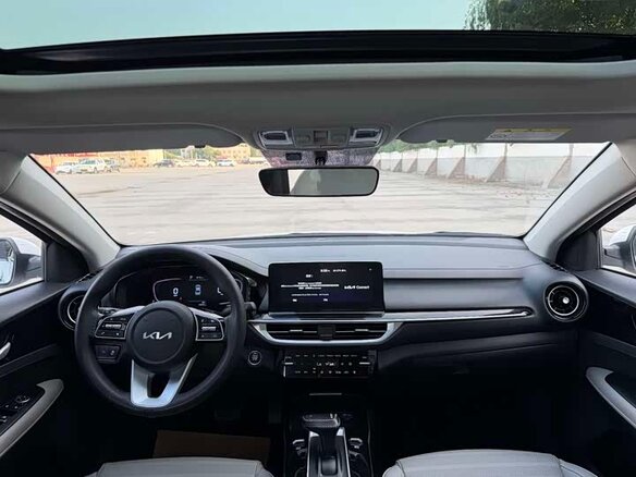 2023 Kia K3 II (China Market) Рестайлинг, белый, 1280285 рублей - вид 8