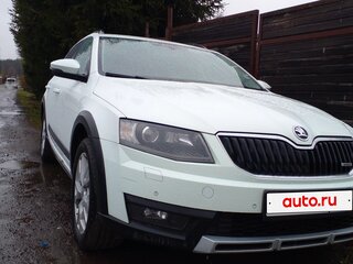 2015 Skoda Octavia Scout III (A7), белый, 1790000 рублей, вид 2