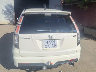2010 Honda Stream II Рестайлинг, белый, 1100000 рублей, вид 3