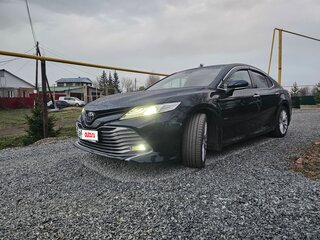2018 Toyota Camry VIII (XV70), синий, 2750000 рублей, вид 1