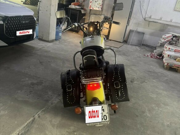 1996 Honda VT 1100, жёлтый, 450000 рублей - вид 5