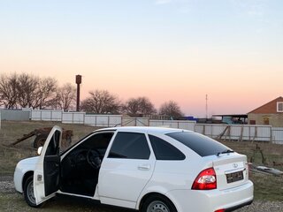 2013 Lada (ВАЗ) Priora I Рестайлинг, белый, 550000 рублей, вид 3