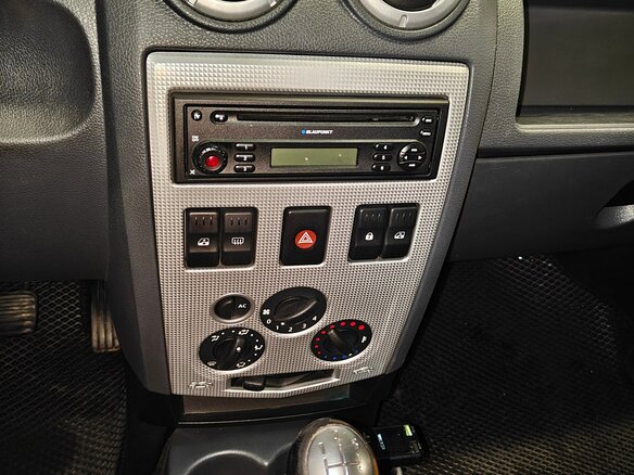 2007 Renault Logan I, серый, 379000 рублей - вид 25