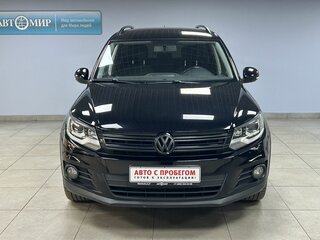 2016 Volkswagen Tiguan Euro 6 I Рестайлинг, чёрный, 865000 рублей, вид 2