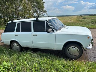 1977 Lada (ВАЗ) 2102, белый, 500000 рублей, вид 2