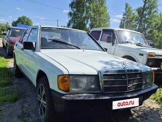 1984 Mercedes-Benz 190 (W201), белый, 250000 рублей, вид 4