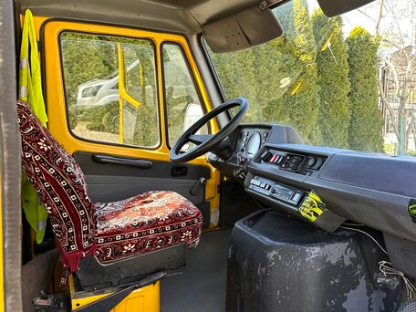 1994 Mercedes-Benz T1, жёлтый, 820000 рублей, вид 5