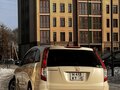 2011 Honda Stream II Рестайлинг, белый, 1250000 рублей - вид 11
