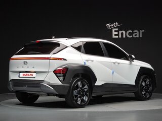 2023 Hyundai Kona II (SX2), белый, 2600000 рублей, вид 2