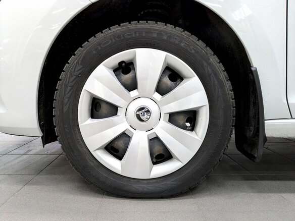 2021 Skoda Rapid II, белый - вид 18