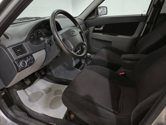 2009 Lada (ВАЗ) Priora I, серебристый, 175000 рублей - вид 8