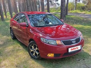 2011 Kia Cerato 6-speed II, красный, 749000 рублей, вид 5