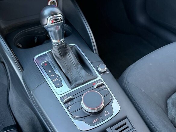 2013 Audi A3 III (8V), белый - вид 8