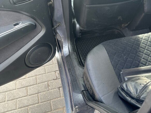 2004 Mitsubishi Outlander I, серый, 950000 рублей - вид 15